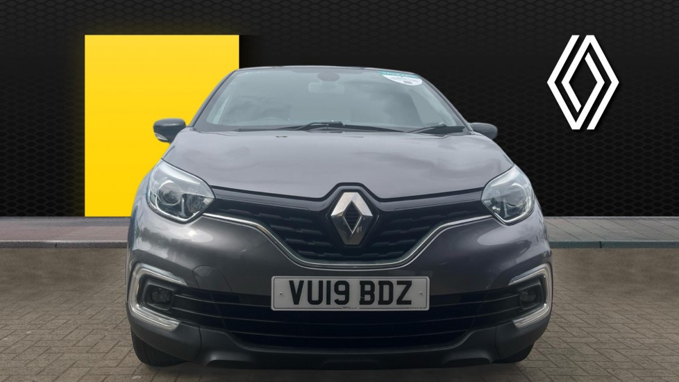 Renault Captur 0.9 TCE 90 Play 5dr Petrol Hatchback - Image 3