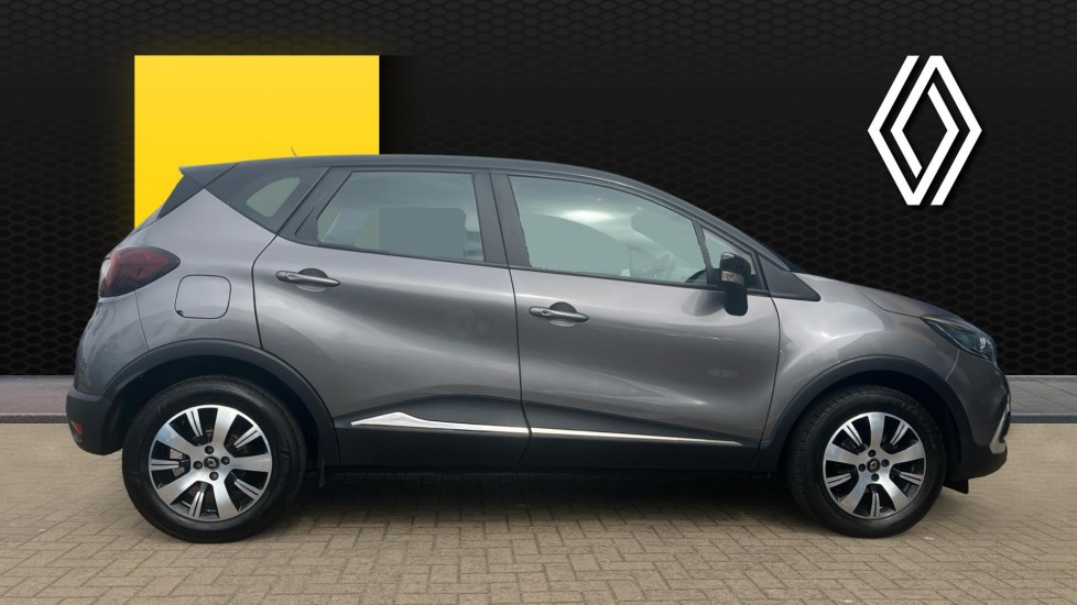 Renault Captur 0.9 TCE 90 Play 5dr Petrol Hatchback - Image 5