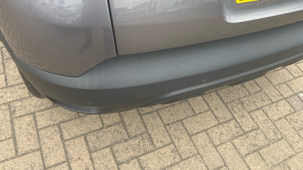 Renault Captur 0.9 TCE 90 Play 5dr Petrol Hatchback - Image 35