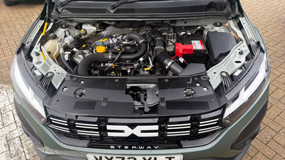 Dacia Sandero Stepway 1.0 TCe Essential 5dr Petrol Hatchback - Image 8