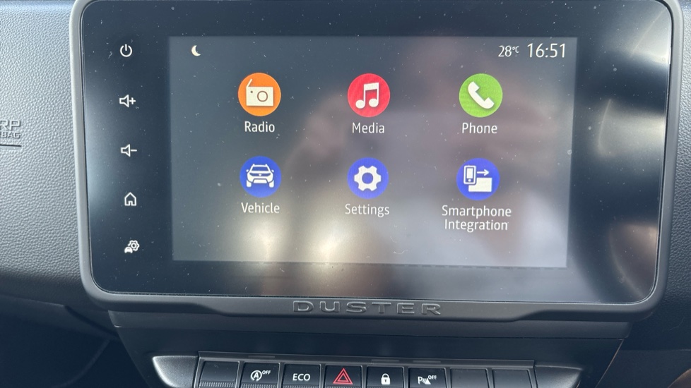 Dacia Duster 1.3 TCe 150 Comfort 5dr EDC Petrol Estate - Image 12