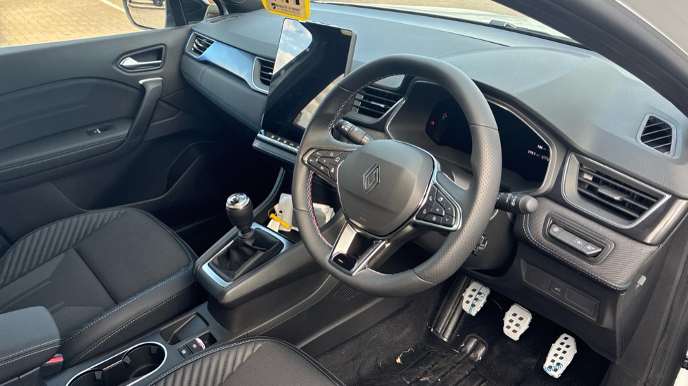 Renault Symbioz 1.3 TCe 140 Techno Esprit Alpine 5dr Petrol Estate - Image 11