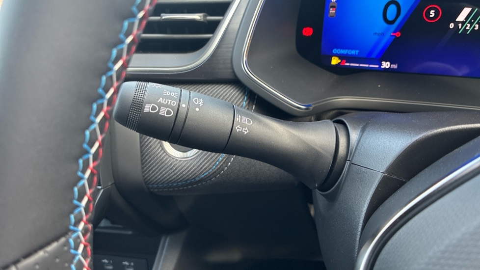 Renault Symbioz 1.3 TCe 140 Techno Esprit Alpine 5dr Petrol Estate - Image 38