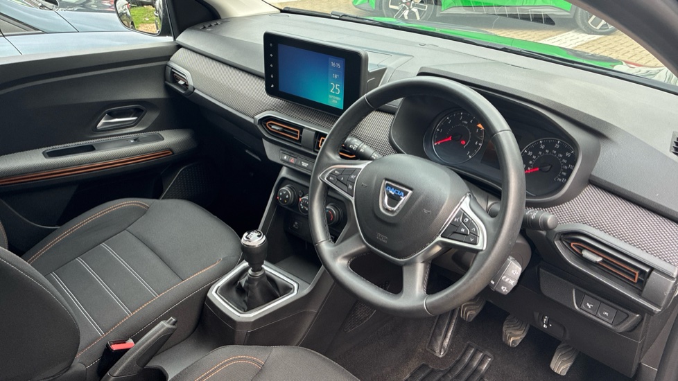 Dacia Sandero Stepway 1.0 TCe Comfort 5dr Bi Fuel Hatchback - Image 11