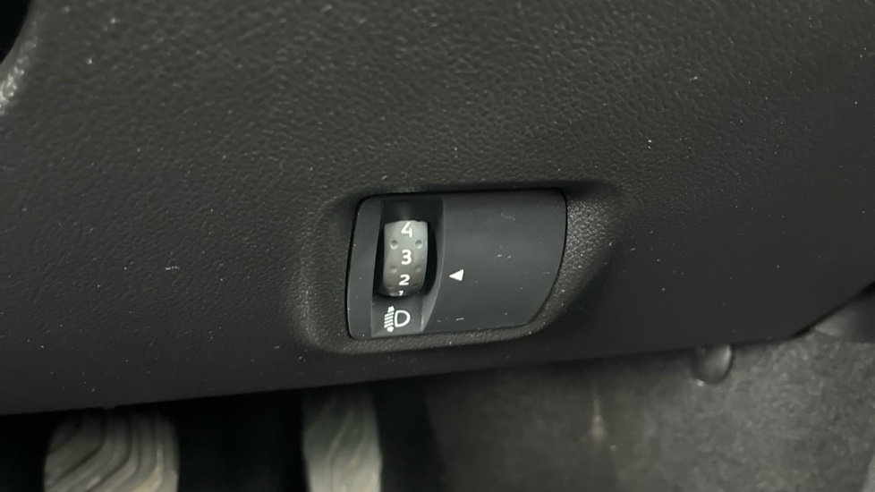 Dacia Sandero Stepway 1.0 TCe Comfort 5dr Bi Fuel Hatchback - Image 39