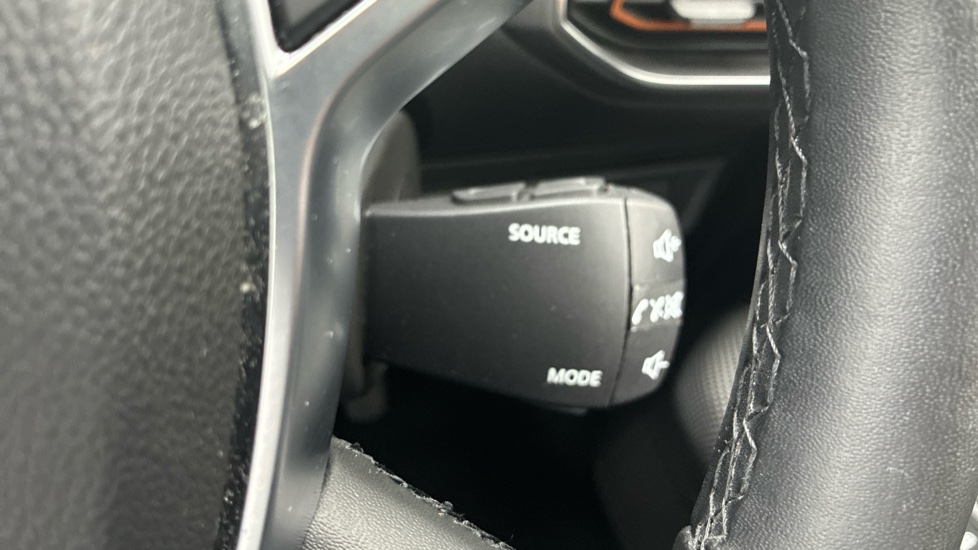 Dacia Sandero Stepway 1.0 TCe Comfort 5dr Bi Fuel Hatchback - Image 40