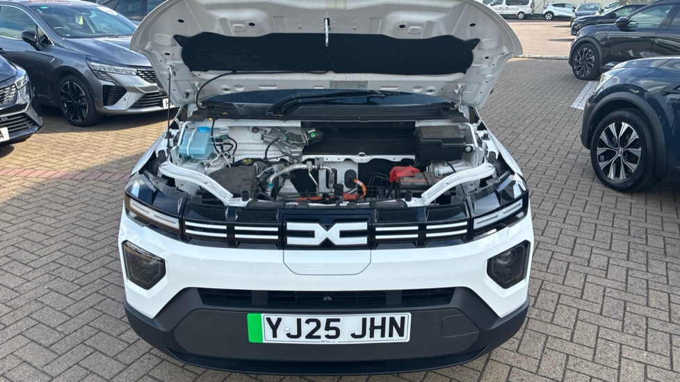 Dacia Spring 27kWh Expression 65 48kW 5dr Auto Electric Hatchback - Image 8