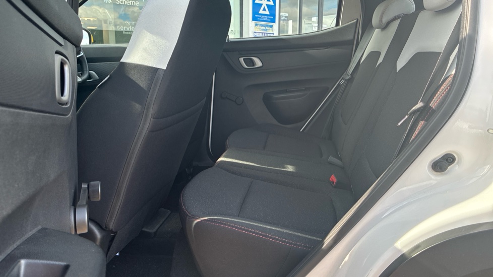 Dacia Spring 27kWh Expression 65 48kW 5dr Auto Electric Hatchback - Image 16
