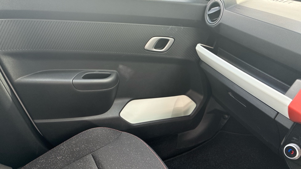Dacia Spring 27kWh Expression 65 48kW 5dr Auto Electric Hatchback - Image 41