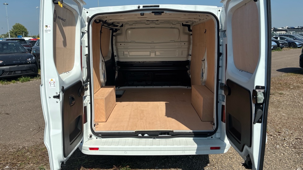 Renault Trafic Swb Diesel SL30 Blue dCi 150 Extra [Safety] Van - Image 4