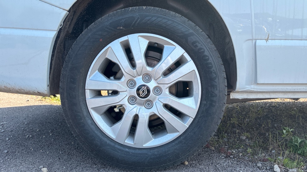 Renault Trafic Swb Diesel SL30 Blue dCi 150 Extra [Safety] Van - Image 7