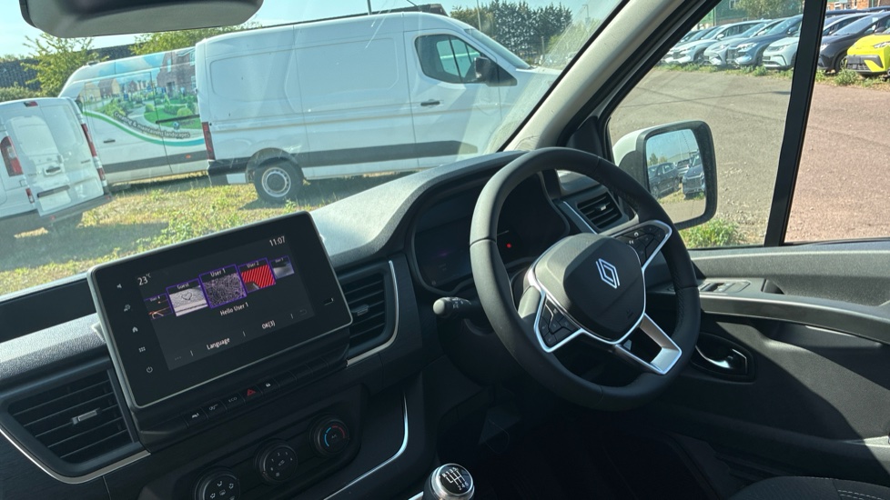 Renault Trafic Swb Diesel SL30 Blue dCi 150 Extra [Safety] Van - Image 10