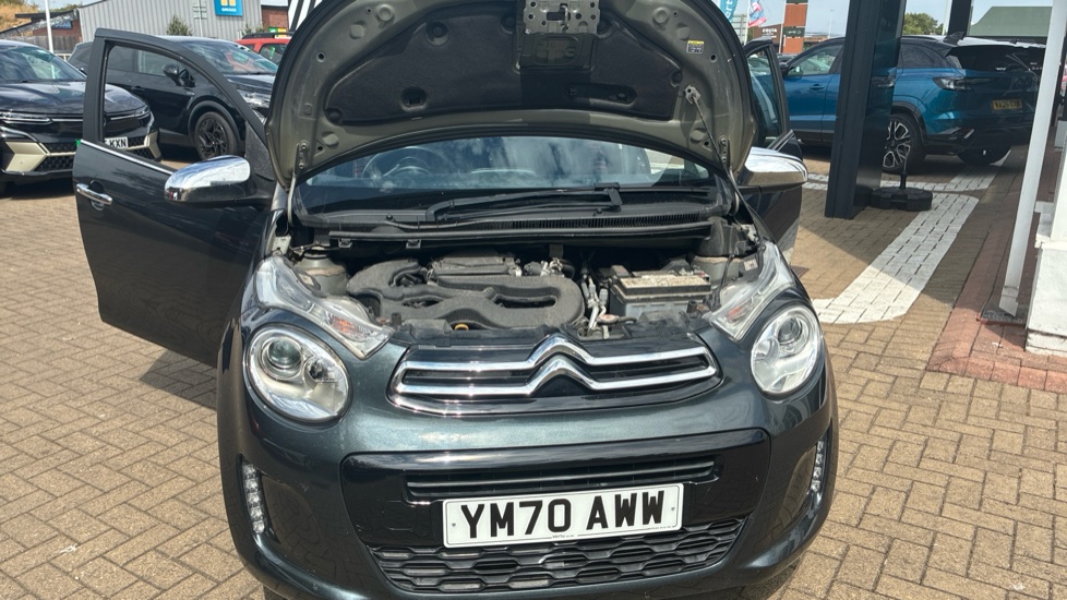 Citroen C1 1.0 VTi 72 Shine 5dr Petrol Hatchback - Image 8