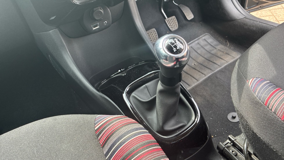 Citroen C1 1.0 VTi 72 Shine 5dr Petrol Hatchback - Image 13