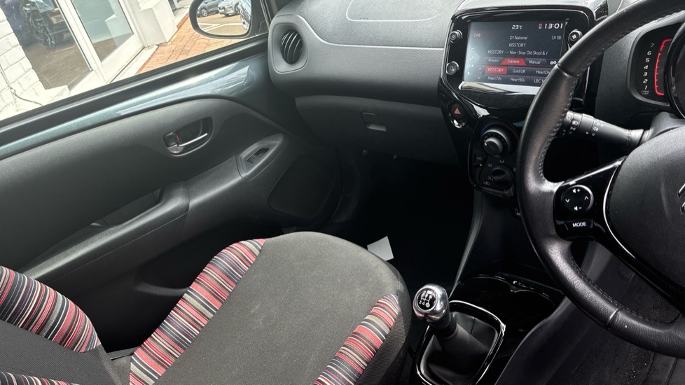 Citroen C1 1.0 VTi 72 Shine 5dr Petrol Hatchback - Image 14