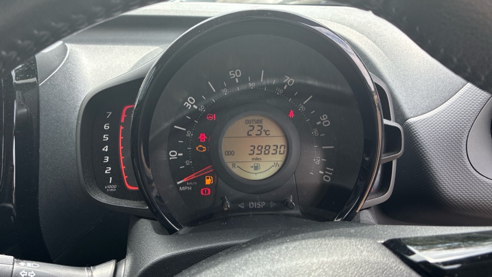Citroen C1 1.0 VTi 72 Shine 5dr Petrol Hatchback - Image 18