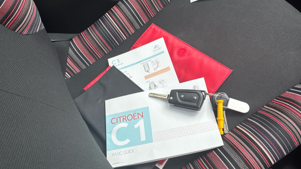 Citroen C1 1.0 VTi 72 Shine 5dr Petrol Hatchback - Image 19