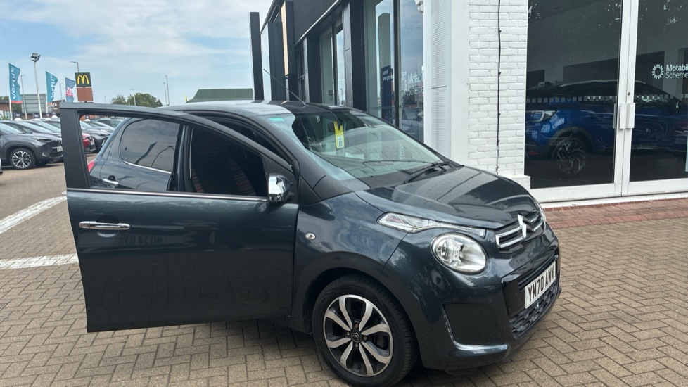 Citroen C1 1.0 VTi 72 Shine 5dr Petrol Hatchback - Image 23