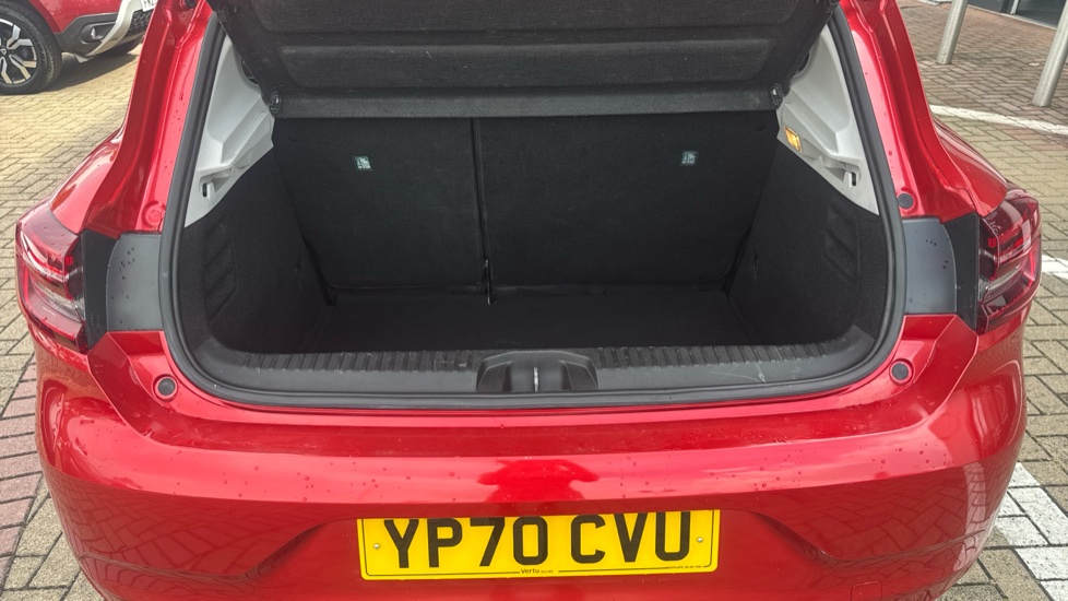 Renault Clio 1.0 TCe 100 Play 5dr Petrol Hatchback - Image 4
