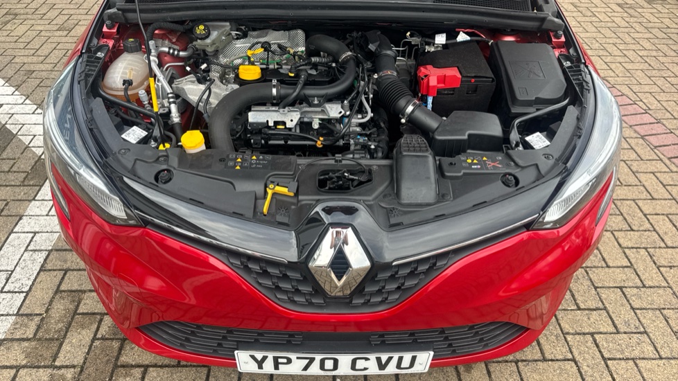 Renault Clio 1.0 TCe 100 Play 5dr Petrol Hatchback - Image 8