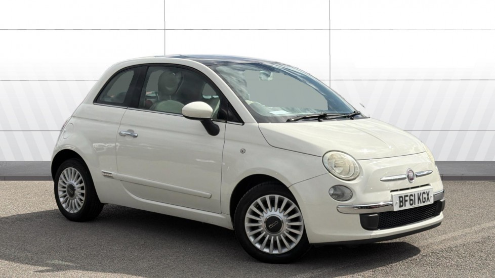 Fiat 500 1.2 Lounge 3dr [Start Stop] Petrol Hatchback - Image 1