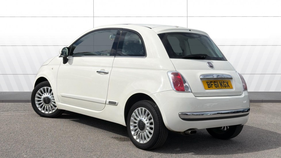 Fiat 500 1.2 Lounge 3dr [Start Stop] Petrol Hatchback - Image 2