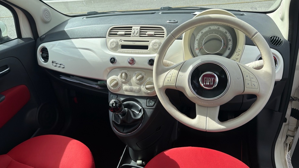 Fiat 500 1.2 Lounge 3dr [Start Stop] Petrol Hatchback - Image 10