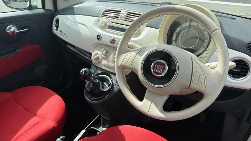 Fiat 500 1.2 Lounge 3dr [Start Stop] Petrol Hatchback - Image 11