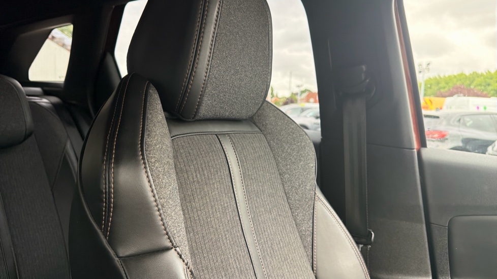 Peugeot 3008 1.2 PureTech GT Line 5dr Petrol Estate - Image 30
