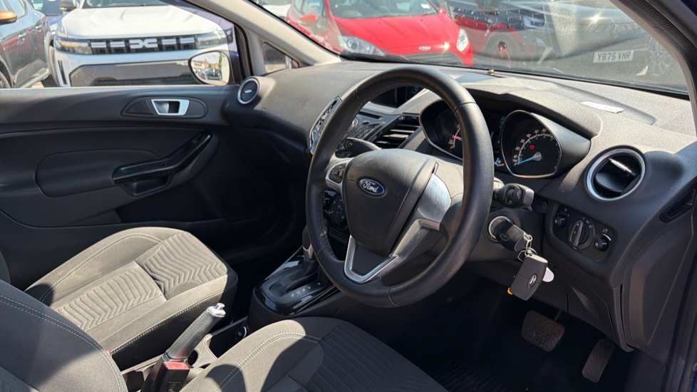 Ford Fiesta 1.0 EcoBoost Zetec 3dr Powershift Petrol Hatchback - Image 11
