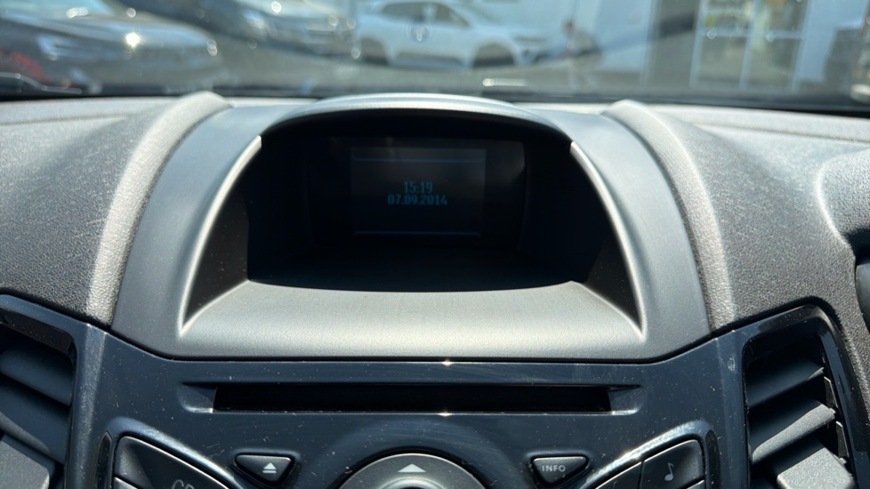 Ford Fiesta 1.0 EcoBoost Zetec 3dr Powershift Petrol Hatchback - Image 12