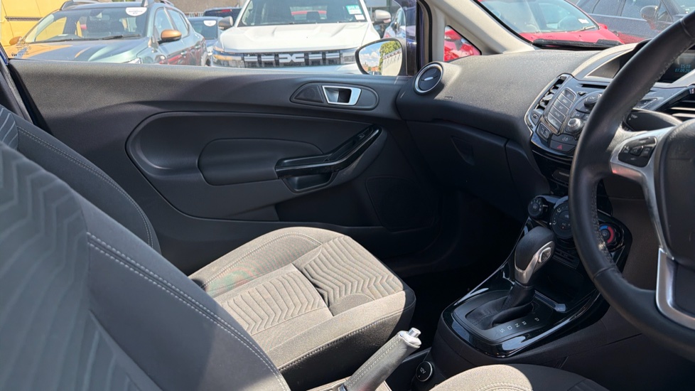 Ford Fiesta 1.0 EcoBoost Zetec 3dr Powershift Petrol Hatchback - Image 14