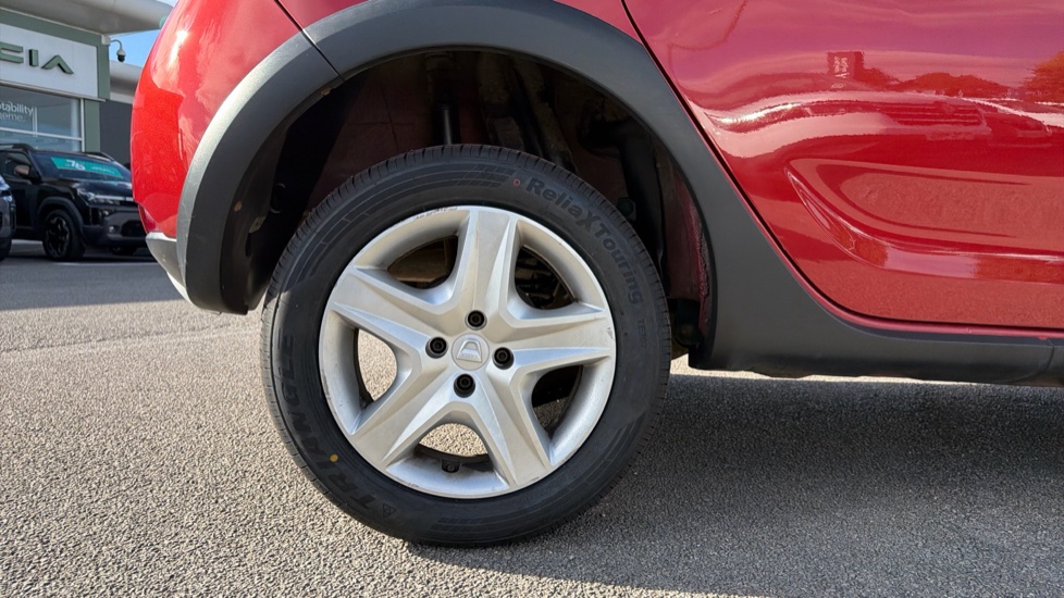 Dacia Sandero Stepway 0.9 TCe Ambiance 5dr Petrol Hatchback - Image 7