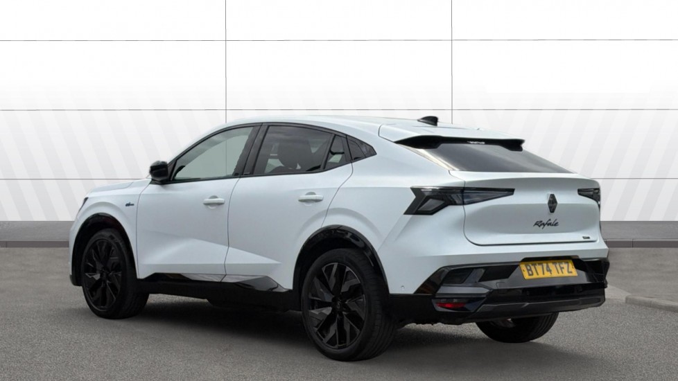Renault Rafale E-Tech FHEV Techno Esprit Alpine 5dr Auto 4C Hybrid Estate - Image 2