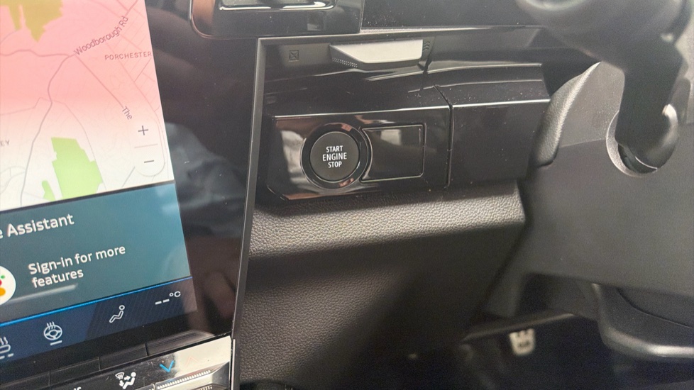 Renault Rafale E-Tech FHEV Techno Esprit Alpine 5dr Auto 4C Hybrid Estate - Image 27