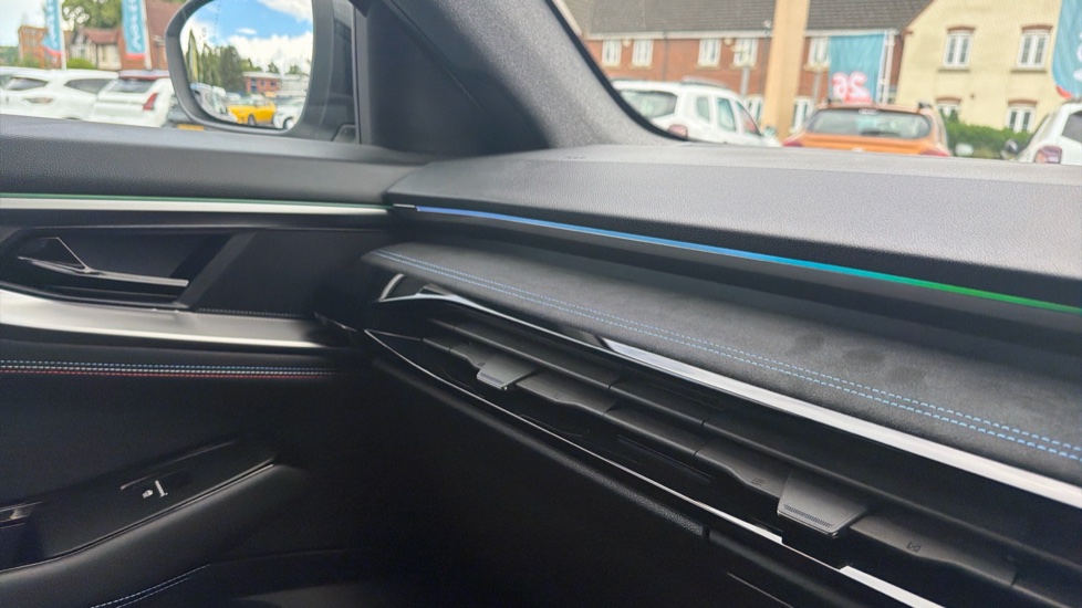 Renault Rafale E-Tech FHEV Techno Esprit Alpine 5dr Auto 4C Hybrid Estate - Image 34