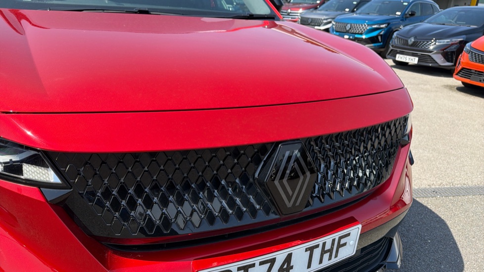 Renault Rafale E-Tech FHEV Techno Esprit Alpine 5dr Auto 4C Hybrid Estate - Image 8