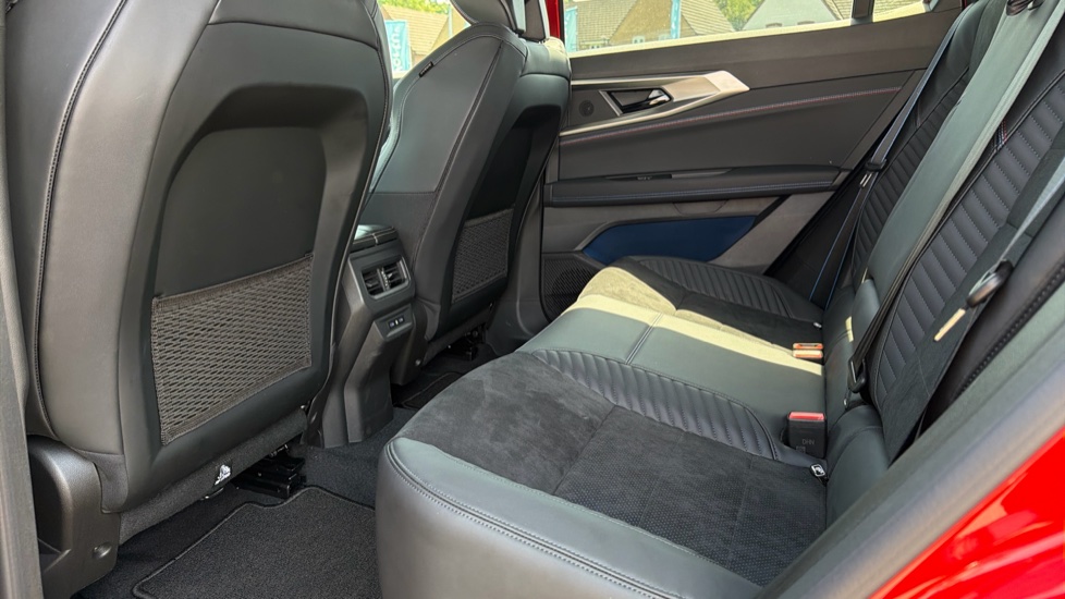Renault Rafale E-Tech FHEV Techno Esprit Alpine 5dr Auto 4C Hybrid Estate - Image 16
