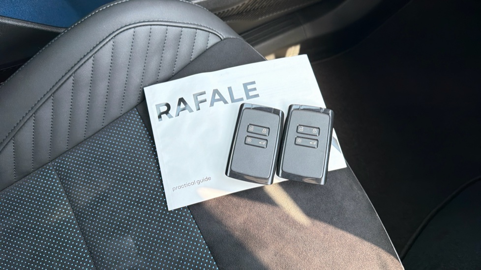 Renault Rafale E-Tech FHEV Techno Esprit Alpine 5dr Auto 4C Hybrid Estate - Image 19