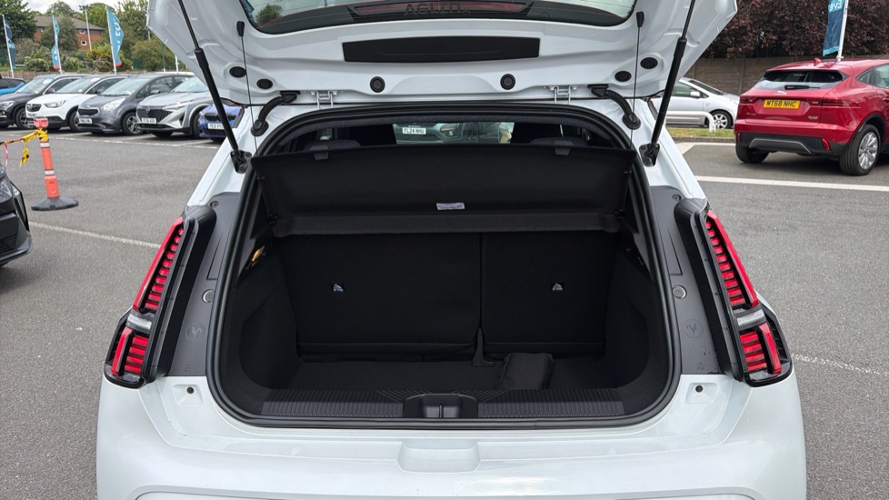 Renault 5 90kW Techno Urban Range 40kWh 5dr Auto Electric Hatchback - Image 4