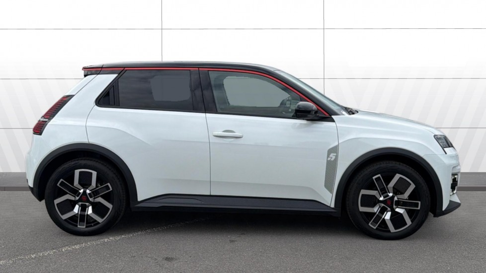 Renault 5 90kW Techno Urban Range 40kWh 5dr Auto Electric Hatchback - Image 5