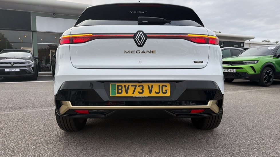 Renault Megane E-Tech EV60 160kW Iconic 60kWh Optimum Charge 5dr Auto Electric Hatchback - Image 29