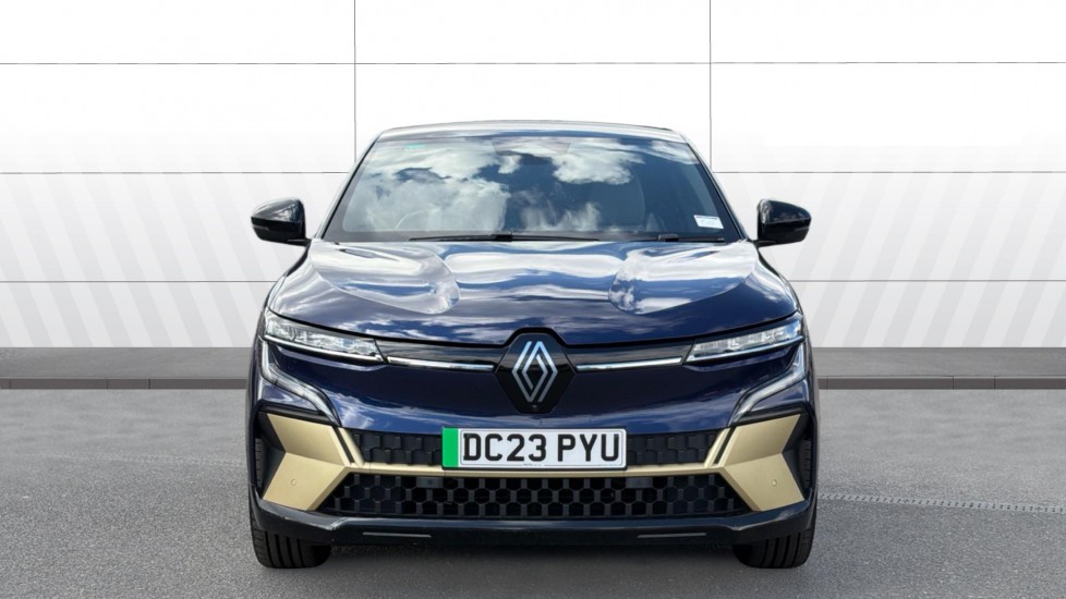 Renault Megane E-Tech EV60 160kW Iconic 60kWh Optimum Charge 5dr Auto Electric Hatchback - Image 3