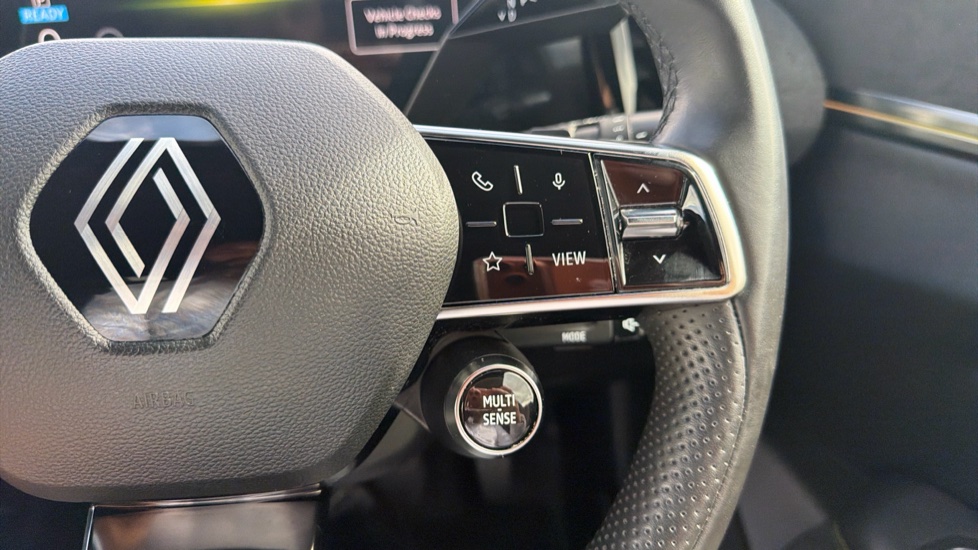Renault Megane E-Tech EV60 160kW Iconic 60kWh Optimum Charge 5dr Auto Electric Hatchback - Image 24