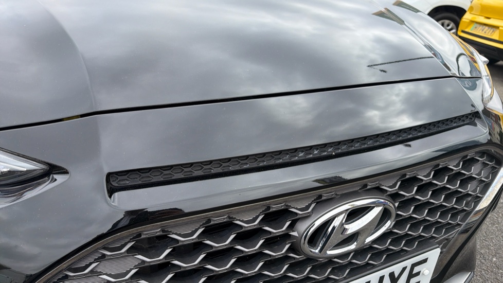Hyundai KONA 1.6 GDi Hybrid Premium SE 5dr DCT Hybrid Hatchback - Image 8