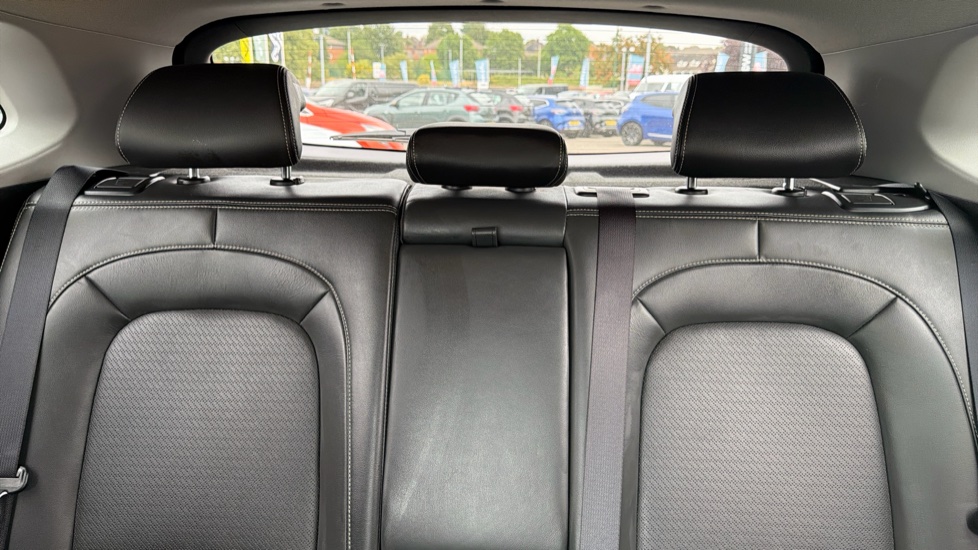 Hyundai KONA 1.6 GDi Hybrid Premium SE 5dr DCT Hybrid Hatchback - Image 15