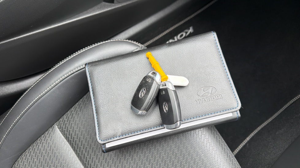 Hyundai KONA 1.6 GDi Hybrid Premium SE 5dr DCT Hybrid Hatchback - Image 19