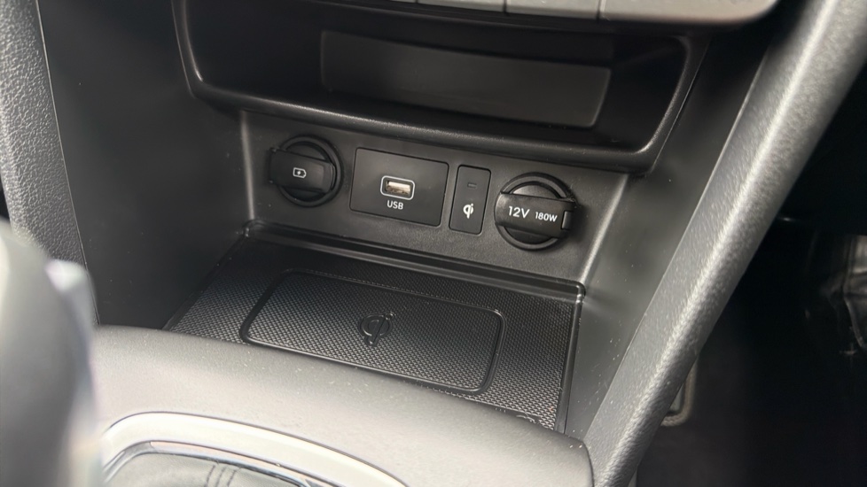 Hyundai KONA 1.6 GDi Hybrid Premium SE 5dr DCT Hybrid Hatchback - Image 28