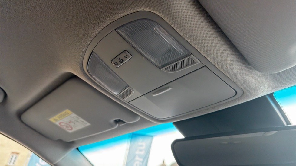 Hyundai KONA 1.6 GDi Hybrid Premium SE 5dr DCT Hybrid Hatchback - Image 31