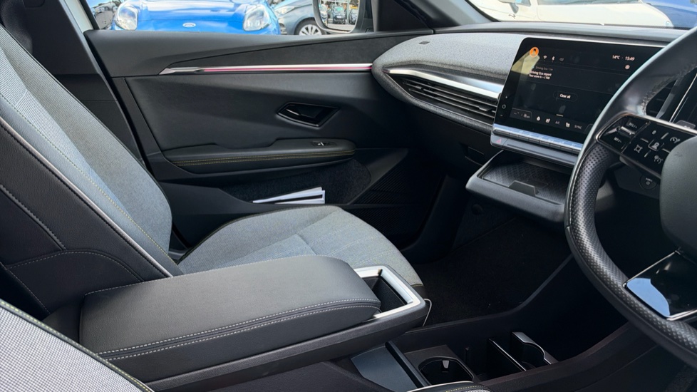Renault Megane E-Tech EV60 160kW Techno 60kWh Optimum Charge 5dr Auto Electric Hatchback - Image 14
